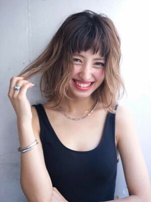 21年春夏 ザク切りバングの新着ヘアスタイル 髪型 ヘアアレンジ Yahoo Beauty