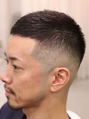 丸刈りだけど丸刈りじゃない Buzz Fadeスタイル Amebarberのヘアスタイル情報 Yahoo Beauty