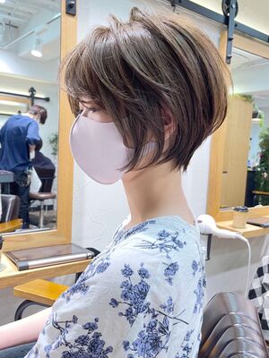 21年秋冬 グレー系 ショートの新着ヘアスタイル 髪型 ヘアアレンジ Yahoo Beauty