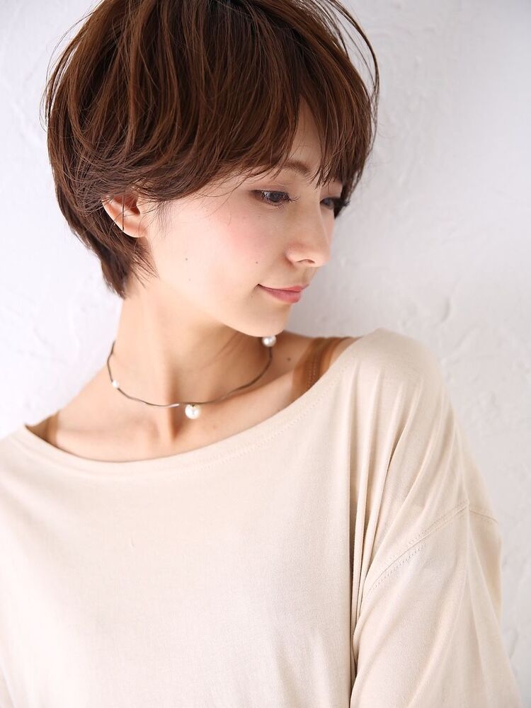 流し前髪のショートスタイル Neolive Susu ネオリーブシュシュ オカモト ナツキのヘアスタイル情報 Yahoo Beauty