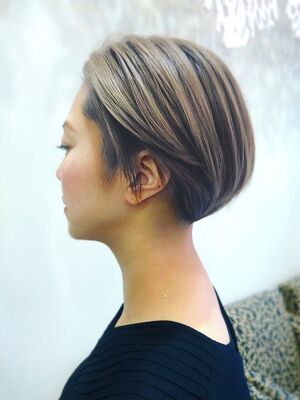 21年夏 アシンメトリーの新着ヘアスタイル 髪型 ヘアアレンジ Yahoo Beauty