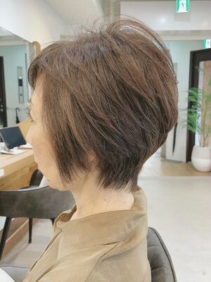 21年秋冬 ミセスショートボブの新着ヘアスタイル 髪型 ヘアアレンジ Yahoo Beauty