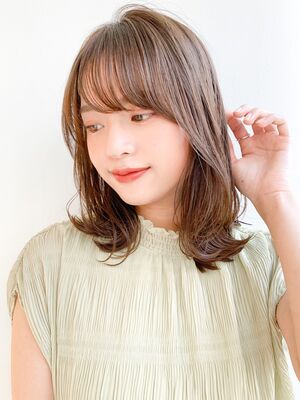 21年秋冬 ミディアムレイヤーの新着ヘアスタイル 髪型 ヘアアレンジ Yahoo Beauty