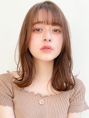 21年秋冬 ミディアムレイヤーの新着ヘアスタイル 髪型 ヘアアレンジ Yahoo Beauty