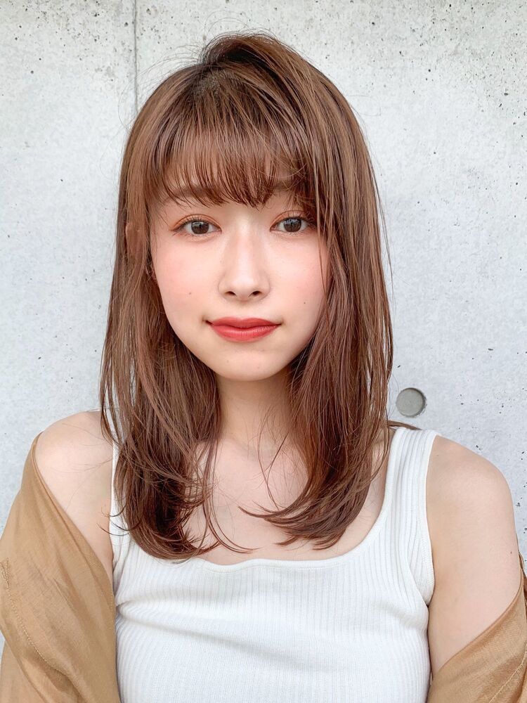 ワンカールで作る簡単内巻きミディアムレイヤー Agnos 青山 アグノス アオヤマ 杉山 美羽のヘアスタイル情報 Yahoo Beauty