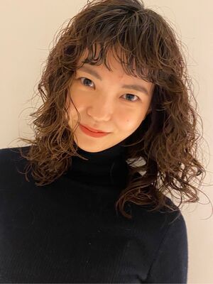 21年秋冬 オン眉 ミディアムの新着ヘアスタイル 髪型 ヘアアレンジ Yahoo Beauty