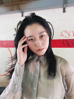 22年春 黒髪ロングの人気ヘアスタイル 髪型 ヘアアレンジ 2ページ目 Yahoo Beauty