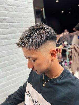 22年夏 メンズ 刈り上げ ロングの人気ヘアスタイル 髪型 ヘアアレンジ Yahoo Beauty