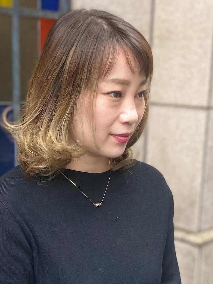 バレイヤージュオンシルバー 外国人風カラー Lohas Hair Angie ロハスヘアアンジェ シノハラ感謝カズタカのヘアスタイル情報 Yahoo Beauty