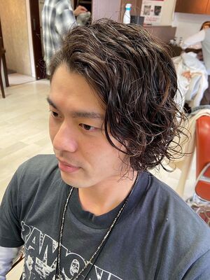 22年夏 メンズ かきあげ前髪 ロングの髪型 ヘアスタイル ヘアカタログ 人気順 Yahoo Beauty ヤフービューティー