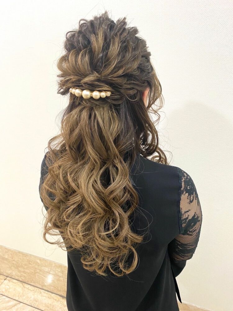 結婚式やイベント お出かけにもおすすめなハーフアップアレンジ 伊織 優のヘアスタイル情報 Yahoo Beauty
