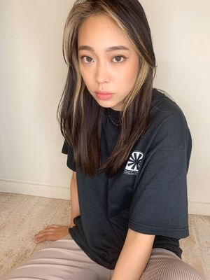 22年春 フェイスフレーミング ロングの人気ヘアスタイル 髪型 ヘアアレンジ Yahoo Beauty