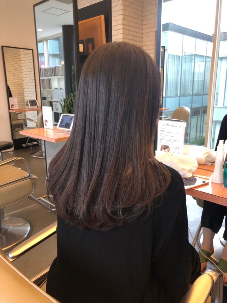 40代でもストレートパーマでも自然な仕上がりのロングを楽しむ Difino Aoyama ディフィーノ アオヤマ Difinoaoyama佐野行俊の ヘアスタイル情報 Yahoo Beauty