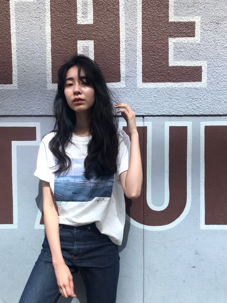 ロング 黒髪 ウェーブパーマ Nero Hairsalon Navy ネロ ヘアサロン ネイビー 酒井 麻里のヘアスタイル情報 Yahoo Beauty