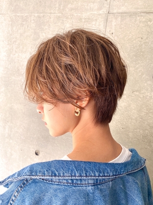 22年春 ツイストパーマ ショートの人気ヘアスタイル 髪型 ヘアアレンジ Yahoo Beauty