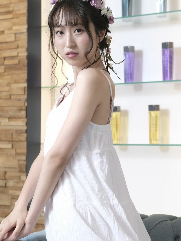 シニヨンヘアアレンジ 花冠 Luce ルーチェ Naokiのヘアスタイル情報 Yahoo Beauty