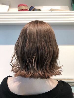 2022年春】ベージュカラー ミディアムの人気ヘアスタイル・髪型・ヘア 