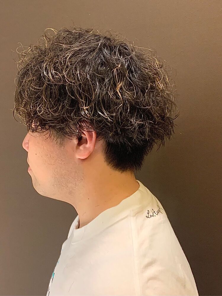 金メッシュツイストスパイラル 理容室 六本木 美容室 Hiro Ginza 六本木店 ヒロギンザ ロッポンギテン 鳴海 裕土の髪型 ヘアスタイル ヘアカタログ情報 Yahoo Beauty ヤフービューティー