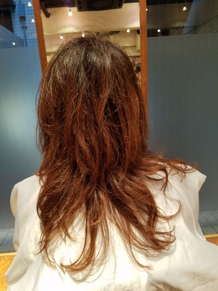 50代ロングヘア 50代デジタルパーマ 50代ロングレイヤー 樽川和明のヘアスタイル情報 Yahoo Beauty