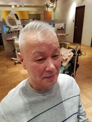 メンズ 60代 くせ毛の髪型 ヘアスタイル ヘアカタログ 人気順 Yahoo Beauty ヤフービューティー