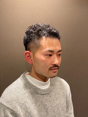 21年春夏 メンズ パンチパーマの新着ヘアスタイル 髪型 ヘアアレンジ Yahoo Beauty