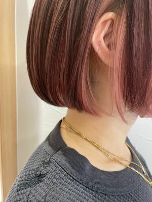 インナーカラーピンク ショートの髪型 ヘアスタイル ヘアカタログ 人気順 Yahoo Beauty ヤフービューティー