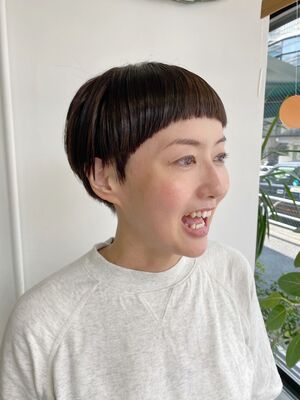 ナチュラルマッシュ ベリーショートの髪型 ヘアスタイル ヘアカタログ 人気順 Yahoo Beauty ヤフービューティー