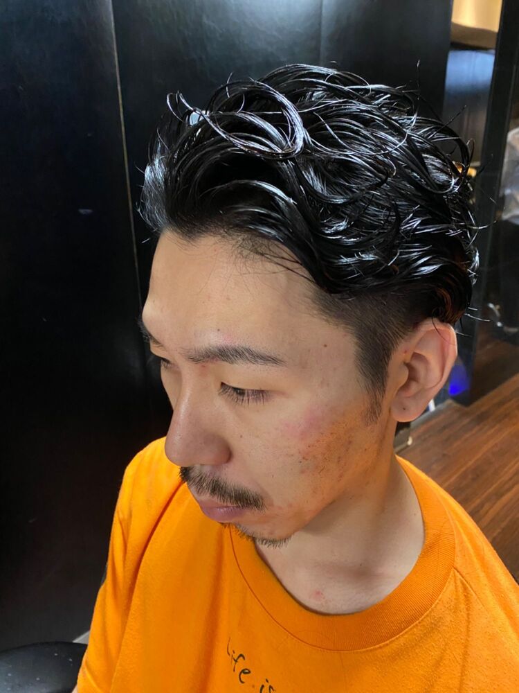 黒髪ツーブロパーマ Hiro Ginza Barber Shop 大宮店 ヒロギンザ バーバーショップオオミヤテン 稲垣 心のヘアスタイル情報 Yahoo Beauty