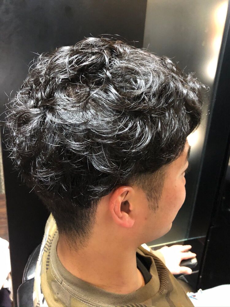 ツーブロック メンズパーマ Hiro Ginza Barber Shop 大宮店 ヒロギンザ バーバーショップオオミヤテン 稲垣 心の髪型 ヘアスタイル ヘアカタログ情報 Yahoo Beauty ヤフービューティー