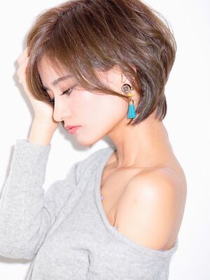 21年秋冬 アシメショートの新着ヘアスタイル 髪型 ヘアアレンジ Yahoo Beauty