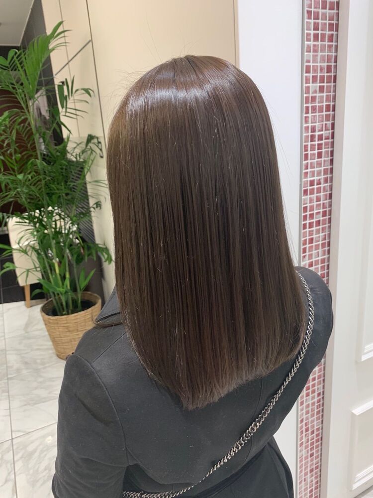 収まりのいいミディアムレングスのグラデーションカット Apish Ginza アピッシュギンザ 藤原 駿の髪型 ヘアスタイル ヘアカタログ情報 Yahoo Beauty ヤフービューティー