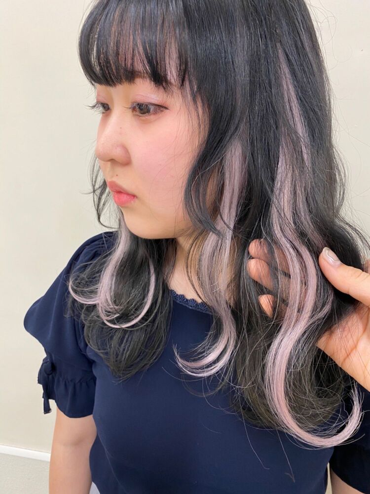 インナーエクステでアクセントカラーをたのしむ Hair Ales 原宿 ヘアーアレスハラジュク Hairales クロサキハルカのヘアスタイル情報 Yahoo Beauty