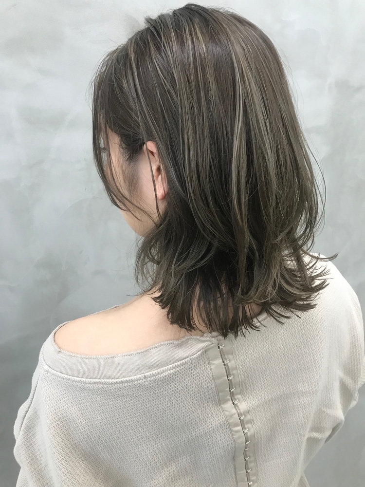 ひし形レイヤーミディアム ハイライトのオリーブベージュ たけはな Soco ソーコ Sun 竹ヶ鼻唯 たけはな のヘアスタイル情報 Yahoo Beauty