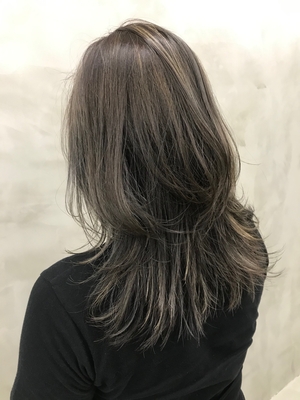 22年夏 ウルフカット レイヤー ロングの人気ヘアスタイル 髪型 ヘアアレンジ Yahoo Beauty