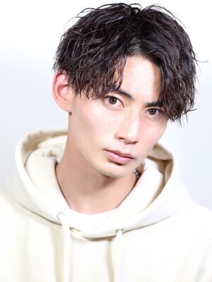 22年夏 メンズパーマ ロングの人気ヘアスタイル 髪型 ヘアアレンジ Yahoo Beauty