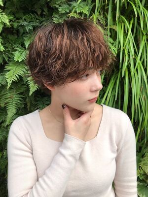 22年春 パーマ 強め ショートの人気ヘアスタイル 髪型 ヘアアレンジ Yahoo Beauty