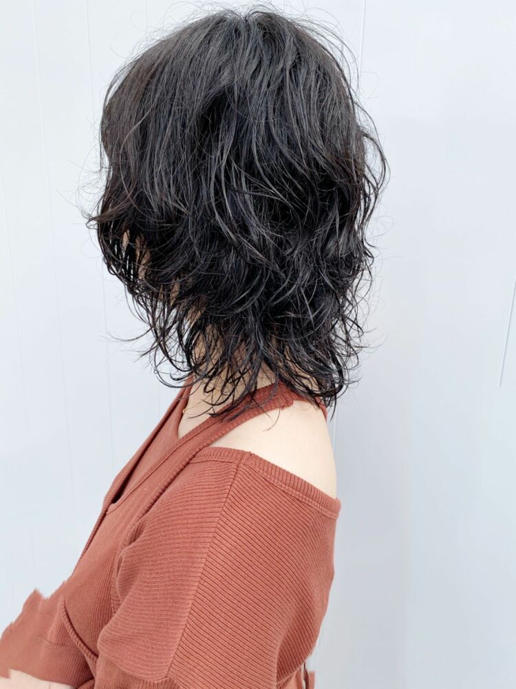 ミディアムウルフ ウェーブパーマ イナムライサオの髪型 ヘアスタイル ヘアカタログ情報 Yahoo Beauty ヤフービューティー