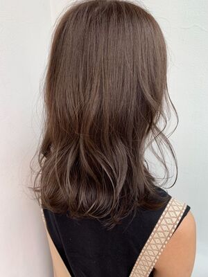 アッシュブラウン ミディアムの髪型 ヘアスタイル ヘアカタログ 人気順 Yahoo Beauty ヤフービューティー