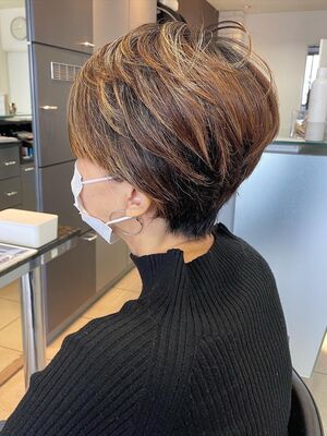 アラフィフヘア ショートの髪型 ヘアスタイル ヘアカタログ 人気順 Yahoo Beauty ヤフービューティー