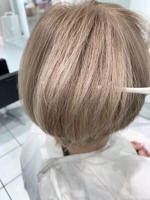 40代 ミルクティーベージュの髪型 ヘアスタイル ヘアカタログ 人気順 Yahoo Beauty ヤフービューティー
