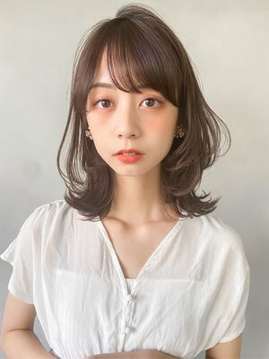 21年夏 ミディアムレイヤーの新着ヘアスタイル 髪型 ヘアアレンジ Yahoo Beauty