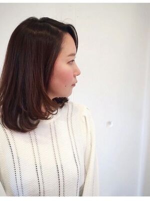 前上がり ミディアムの髪型 ヘアスタイル ヘアカタログ 人気順 Yahoo Beauty ヤフービューティー