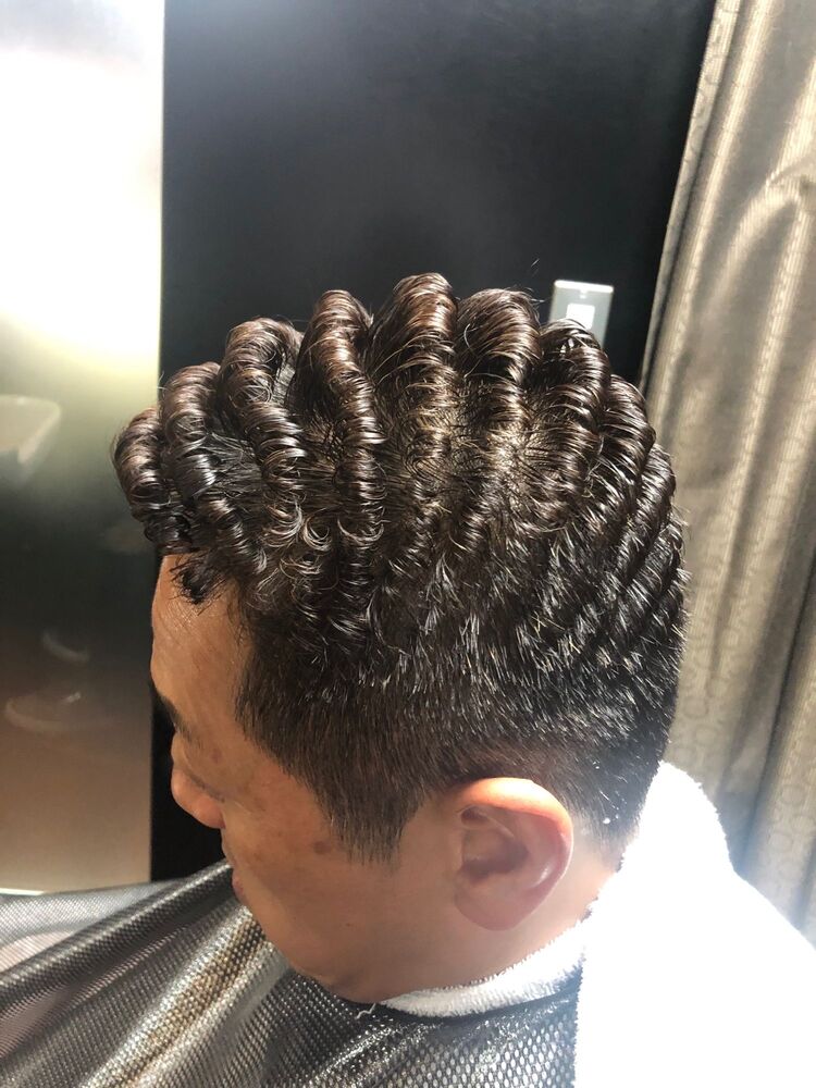 ザバーバースタイル パンチ パーマ アイパー 理容室 美容室 ヒロ銀座 神田 床屋 秋冬 Shokiのヘアスタイル情報 Yahoo Beauty
