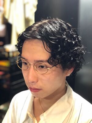 21年秋冬 メンズ 30代 パーマ 強め の新着ヘアスタイル 髪型 ヘアアレンジ Yahoo Beauty