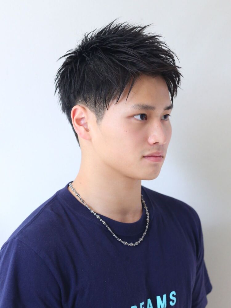 アップバングで男らしく 好印象ツーブロックショート Lipps Hiroの髪型 ヘアスタイル ヘアカタログ情報 Yahoo Beauty ヤフービューティー