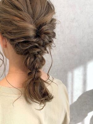 編みおろしの髪型 ヘアスタイル ヘアカタログ 人気順 Yahoo Beauty ヤフービューティー