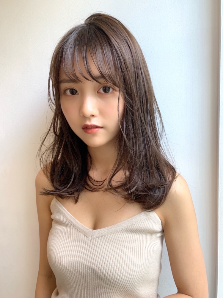 前上がりレイヤーロング 齋藤純也の髪型 ヘアスタイル ヘアカタログ情報 Yahoo Beauty ヤフービューティー