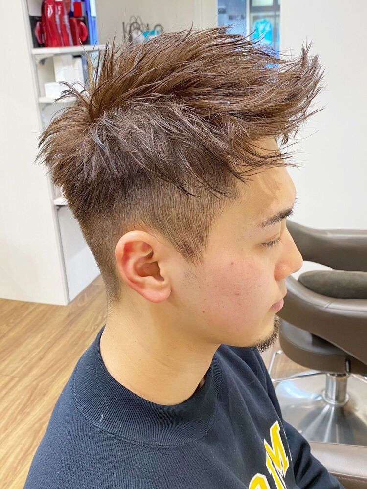 横浜メンズツーブロックショートヘアソフトツイストパーマアッシュベージュ短髪 Crea能見台 クレア ノウケンダイ Crea能見台 小上馬 淳司のヘアスタイル情報 Yahoo Beauty