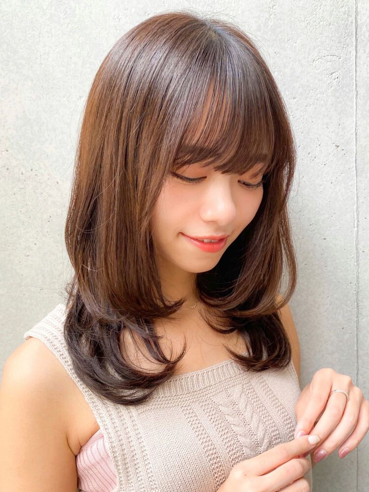 セミロングのレイヤーワンカールスタイルで大人可愛い Agnos青山 原田 Agnos 青山 アグノス アオヤマ 原田 実茄のヘアスタイル情報 Yahoo Beauty