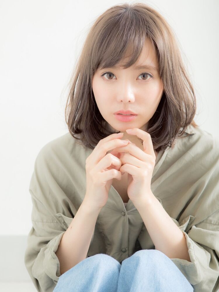 ゆるふわパーマ 大人ミディアム ひし形シルエット Euphoria 青山 ユーフォリア アオヤマ Euphoria青山 小田亮の髪型 ヘアスタイル ヘアカタログ情報 Yahoo Beauty ヤフービューティー